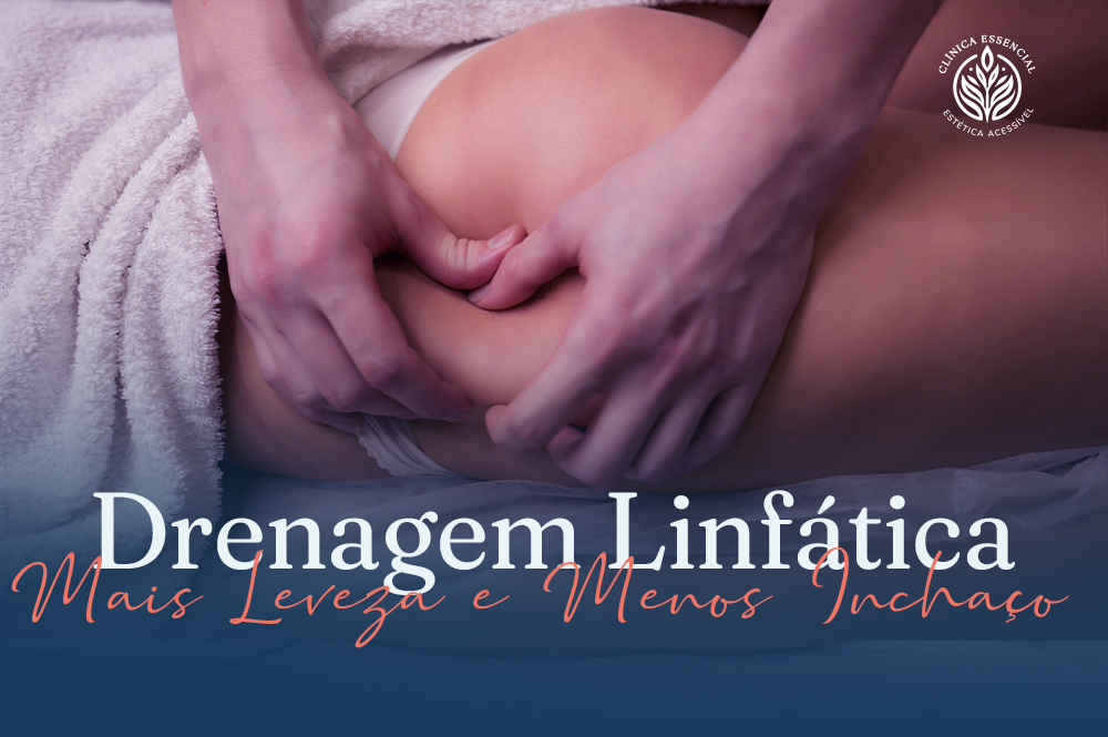 Profissional realizando sessão de drenagem linfática na Clínica Essencial Estética.